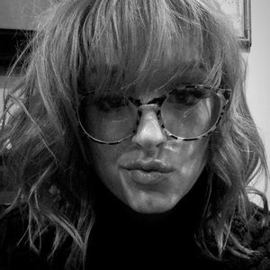 Meet your Posher, Brittney